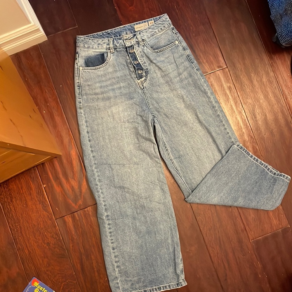 Vero Moda “sailor style” wide leg ankle cropped jeans